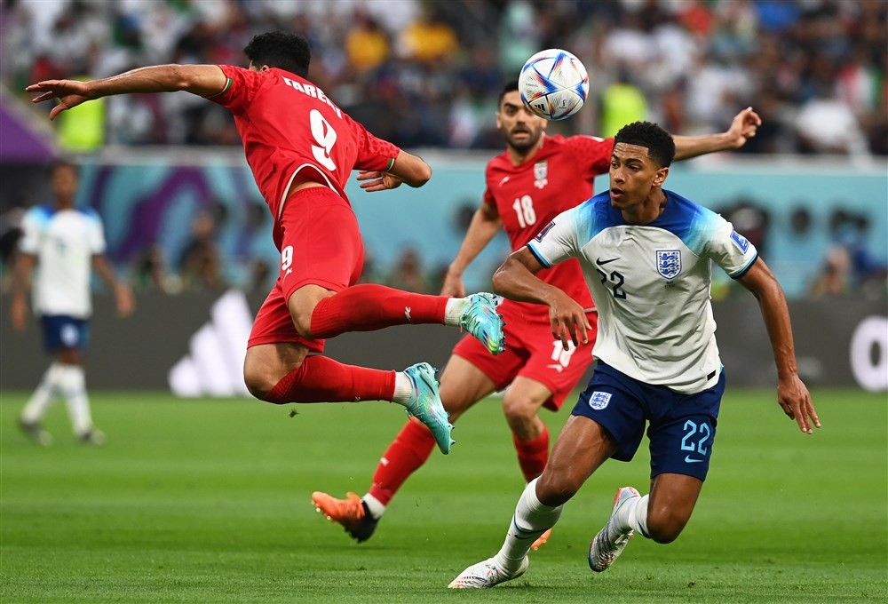 邮报：纽卡寻找前锋受挫，若无符合预期的报价不会放走伊萨克