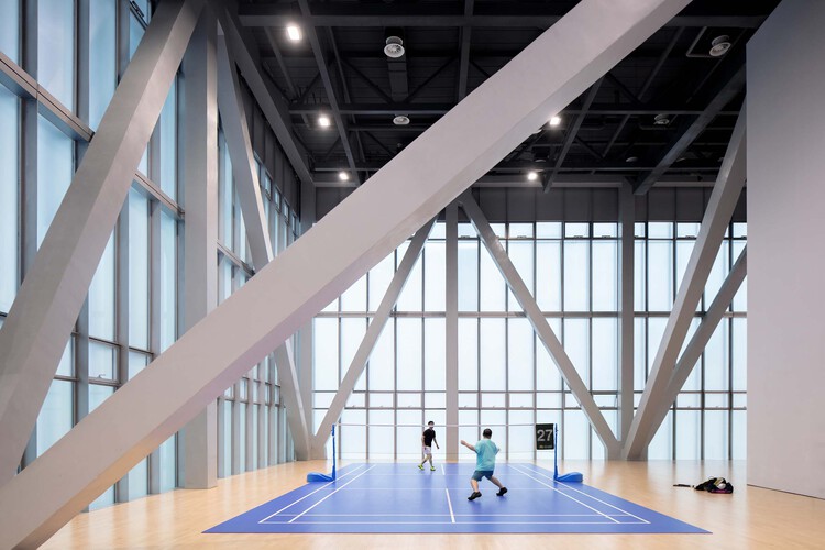 热闻｜B费一传两射造两大神迹！曼联客场4-1大胜狼队升至英超第六